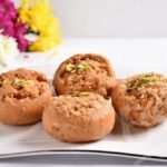 Balushahi Box 1 kg Bundu Khan Lahore mithai gift
