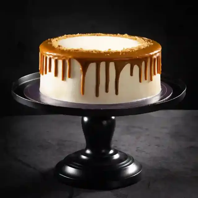 Lotus Cake from Delizia - Delizia Cakes Karachi Lotus Cake from Delizia - Delizia Cakes Karachi | Lahore Gifts Online