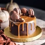 Macaron Troupe Cake 2.75 Lbs - Aztec Cakes Karachi | Lahore Gifts Online