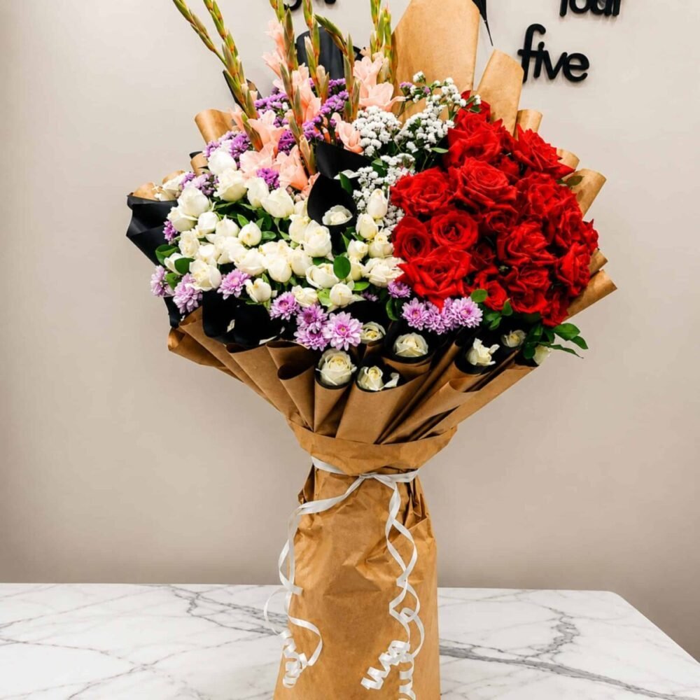 Decent Bouquet - FLOWERS Decent Bouquet - FLOWERS | Lahore Gifts Online