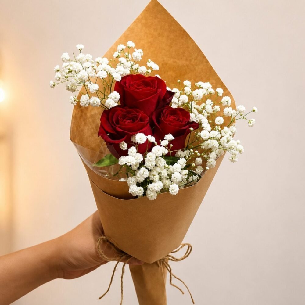 Imported Roses with Gypsophila in Lahore Imported Roses with Gypsophila in Lahore
