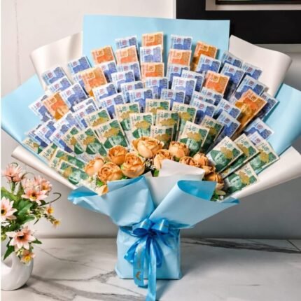 Loving Cash Bouquet for New Year