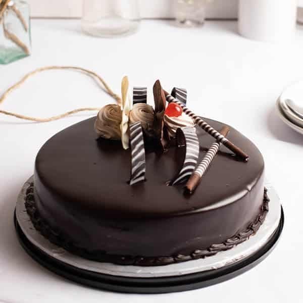 Chocolate Variety Fresh Cake Chocolate Variety Fresh Cake by Baba