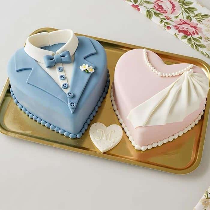 Heart Shape Couple Cake by O’Clock in Lahore Heart Shape Couple Cake by O’Clock in Lahore