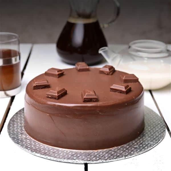 Premium Dairy Milk Cake by Jalal Sons Premium Dairy Milk Cake by Jalal Sons
