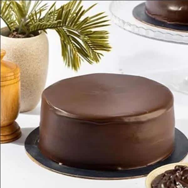Decedance Cake from Delizia Decedance Cake from Delizia in Karachi