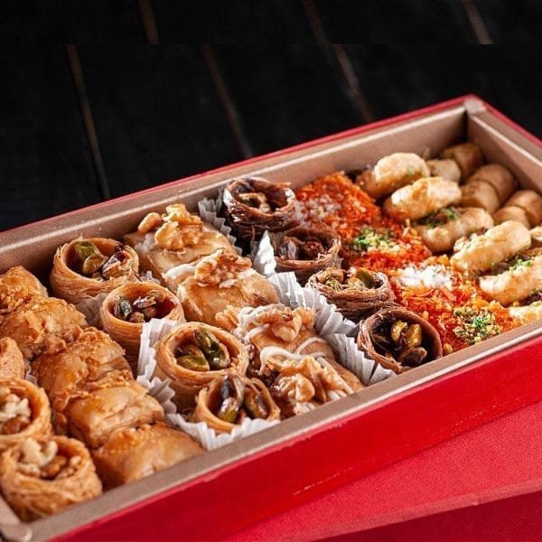 Premium Special Arabian Box 1 kg Premium Special Arabian Box 1 kg by Arabian Delights