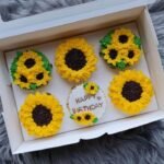 Sun Flowers Theme Cup Cake Vanilla by O’Clock in Lahore